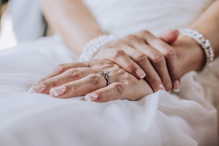 Bez względu na rodzaj biżuterii, którą kochasz, te porady dotyczące biżuterii pomogą